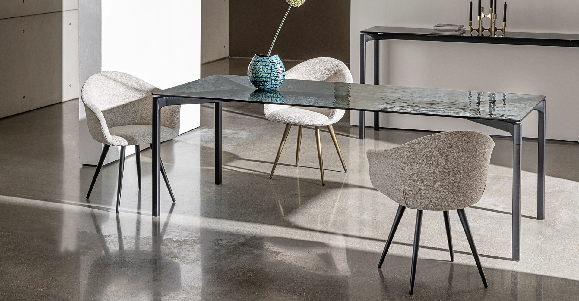BONE TABLE gallery2
